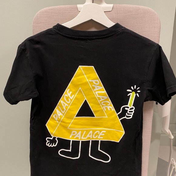 Palace T-Shirt - Picture 8 of 9